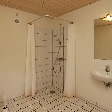 20 Person In Vinderup-by Traum *