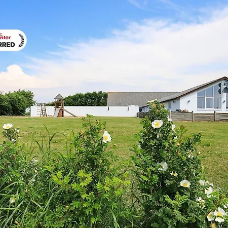 20 Person In Vinderup-by Traum *